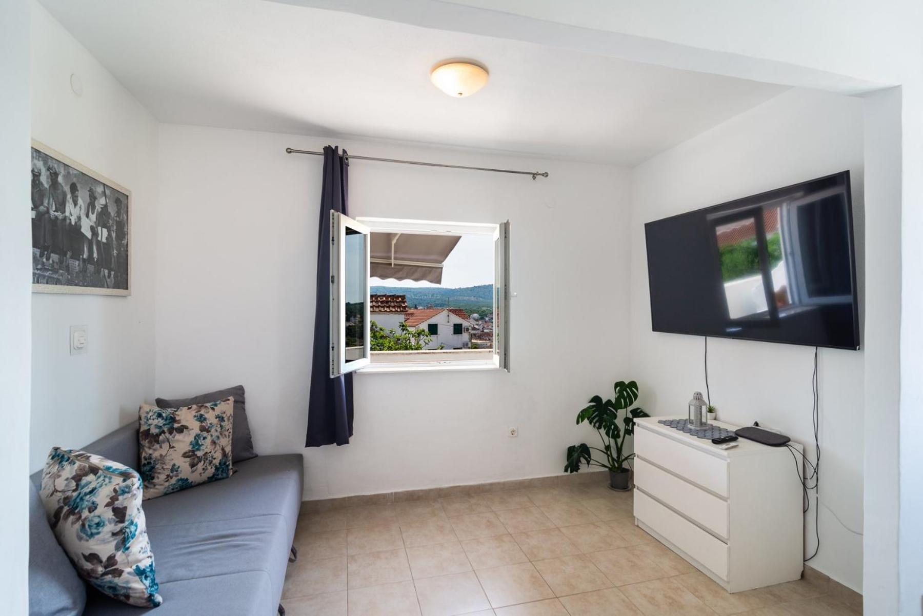 Sea-Views Brazza Apartments With Private Pool Milna  Exterior photo