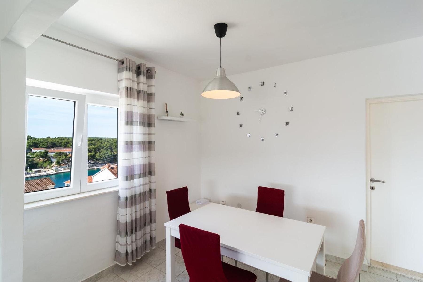 Sea-Views Brazza Apartments With Private Pool Milna  Exterior photo